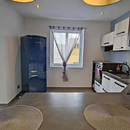 Dreams Of Holiday. With Pool Apartamento