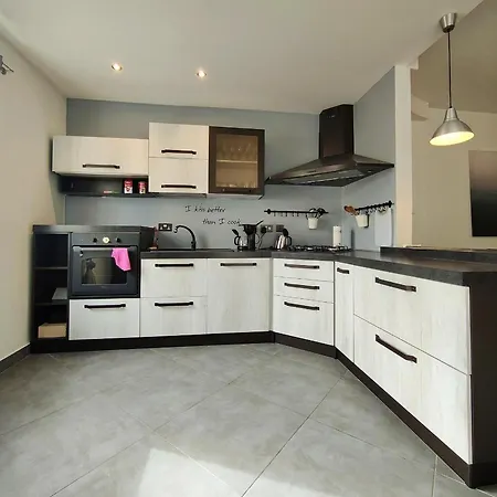 Dreams Of Holiday. With Pool Apartamento