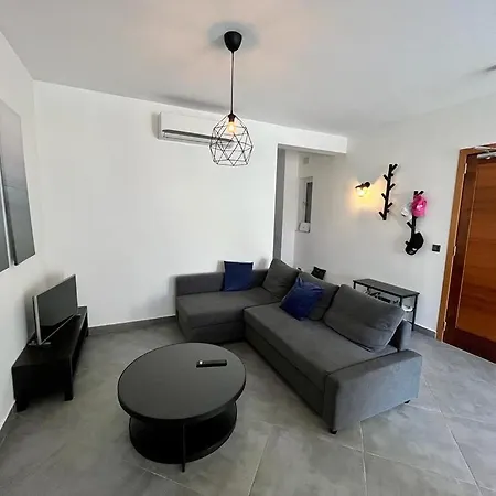 Apartamento Dreams Of Holiday. With Pool Marsalforn